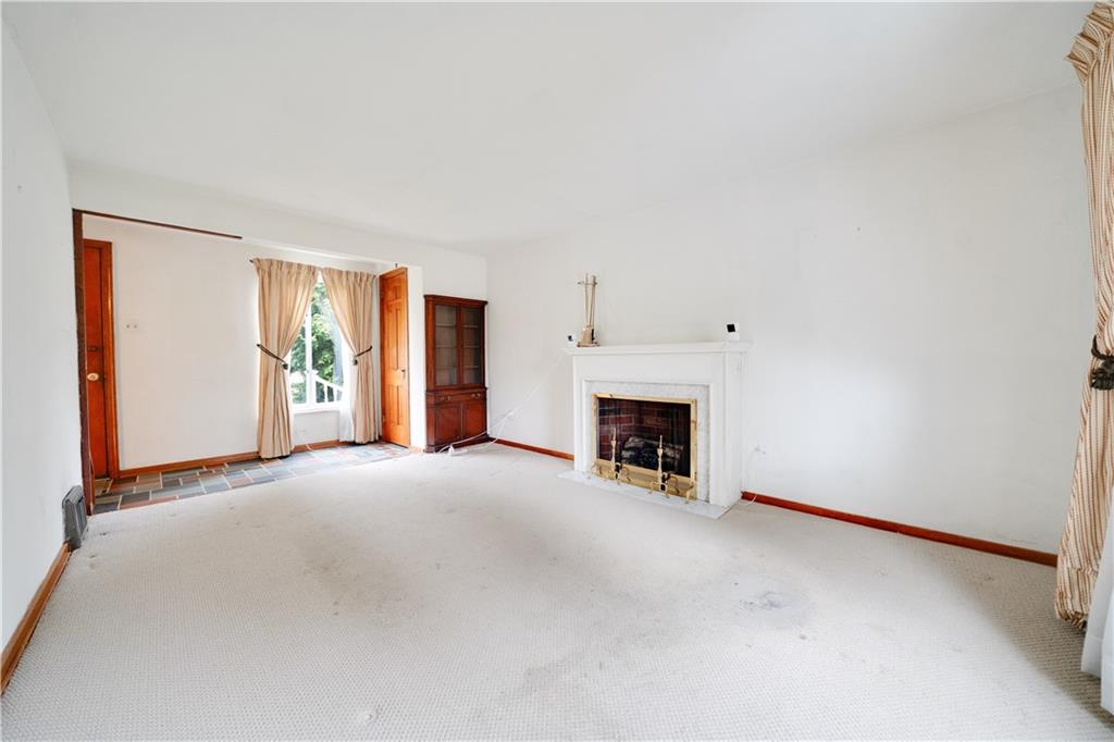 612 Highview Road Pittsburgh, PA 15234 - Photo 7 of 24