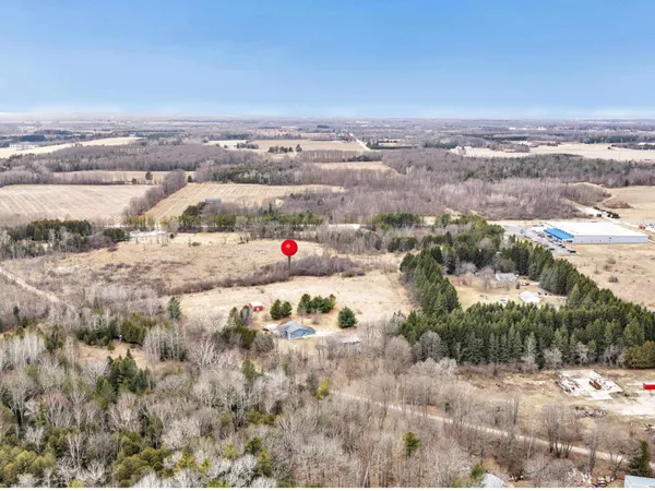 $565,000 | 265 Leeward Street, Sturgeon Bay, WI 54235