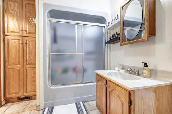 $565,000 | 265 Leeward Street, Sturgeon Bay, WI 54235