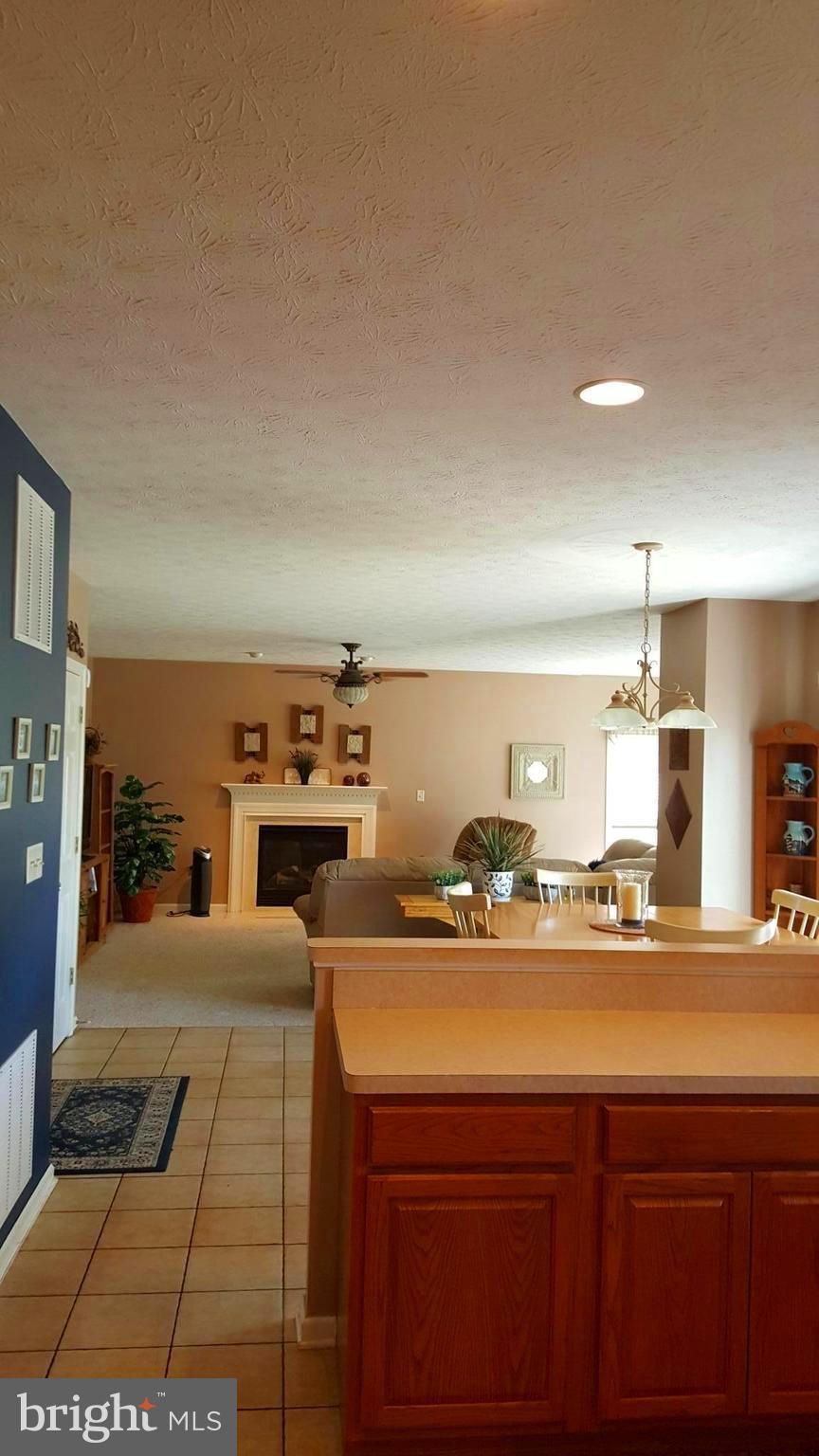 36 Bennys Beach Road Front Royal, VA 22630 - Photo 18 of 28 Open kitchen, breakfast, family room