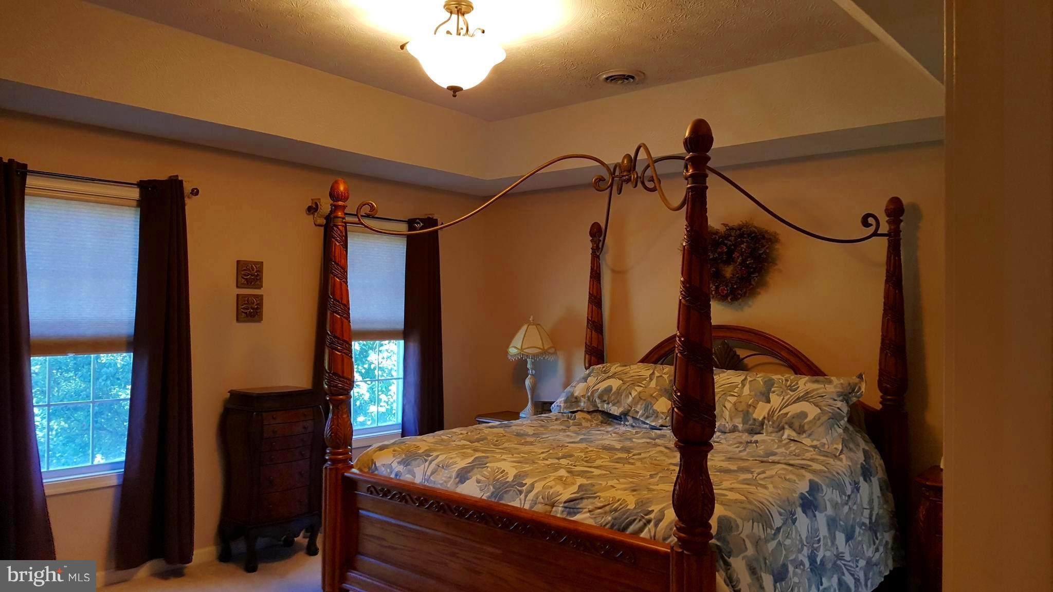 36 Bennys Beach Road Front Royal, VA 22630 - Photo 20 of 28 Bedroom (Master)