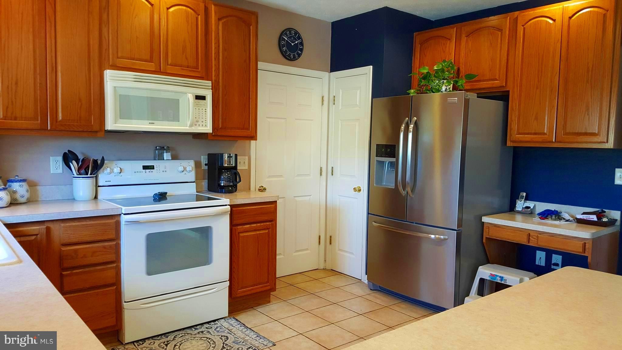 36 Bennys Beach Road Front Royal, VA 22630 - Photo 4 of 28 Kitchen