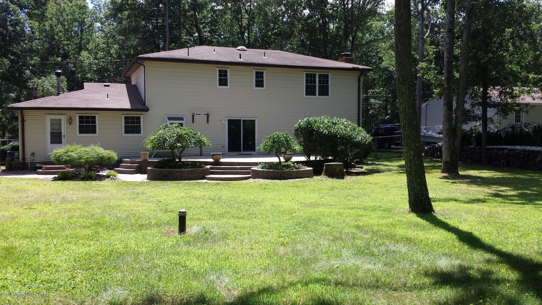 718 Green Valley Road Jackson, NJ 08527 - Photo 3 of 25 20150907201526421193000000-o