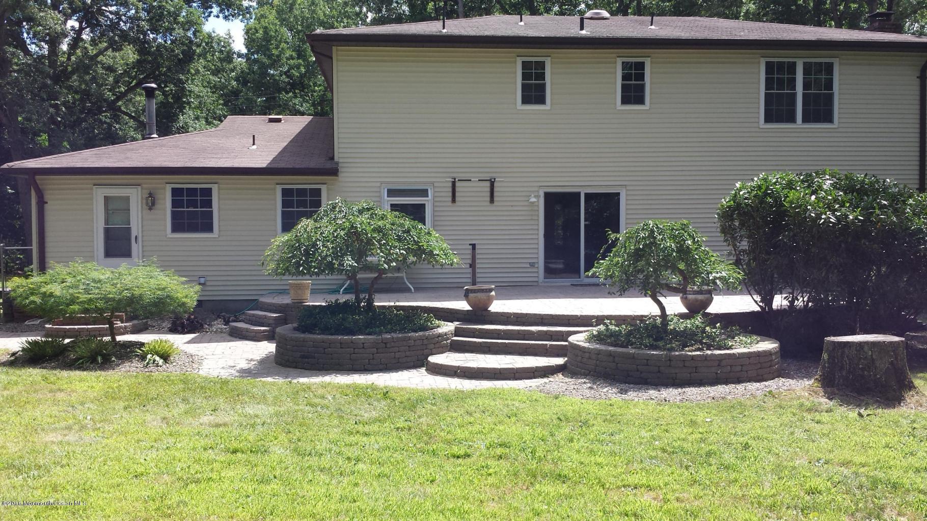 718 Green Valley Road Jackson, NJ 08527 - Photo 4 of 25 20150907201701894366000000-o