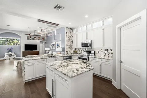 $925,000 | 7032 Brunswick Circle, Boynton Beach, FL 33472