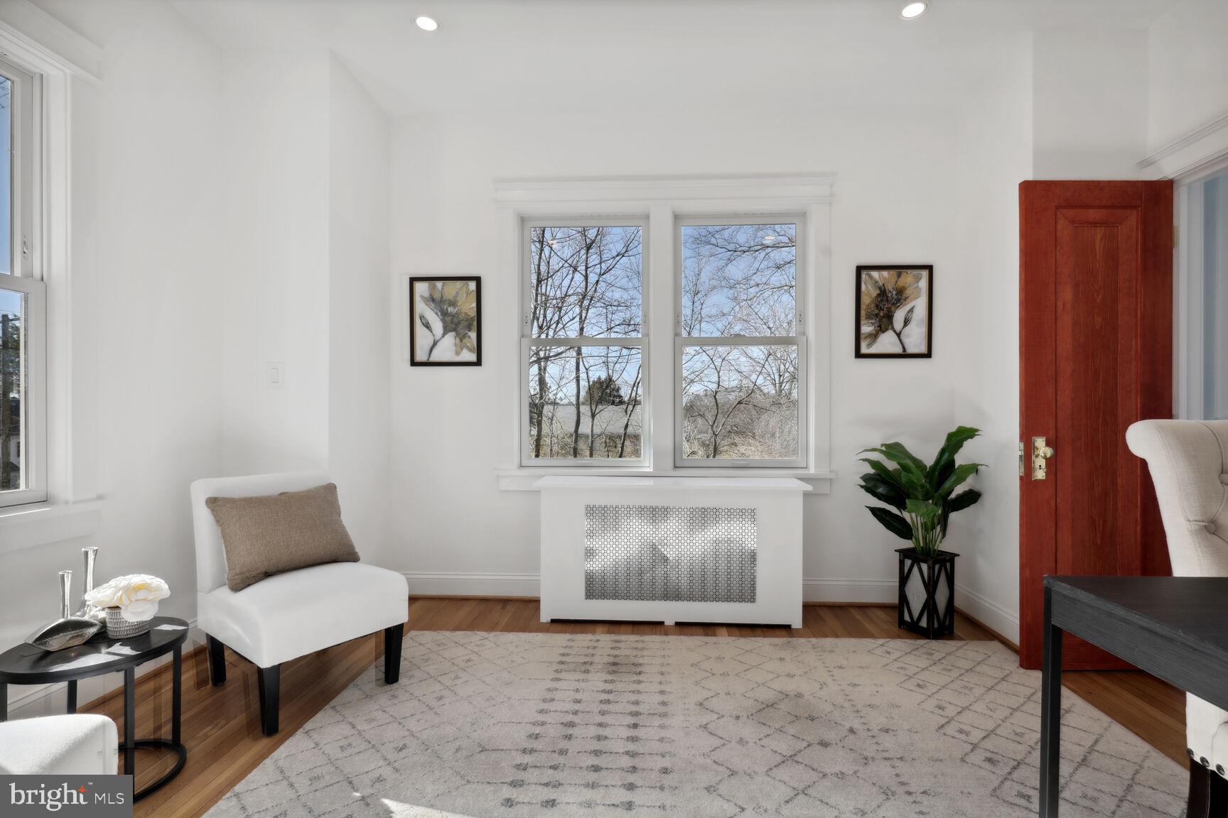 5708 Broad Branch Road Northwest Washington, DC 20015 - Photo 11 of 34 Den/Office