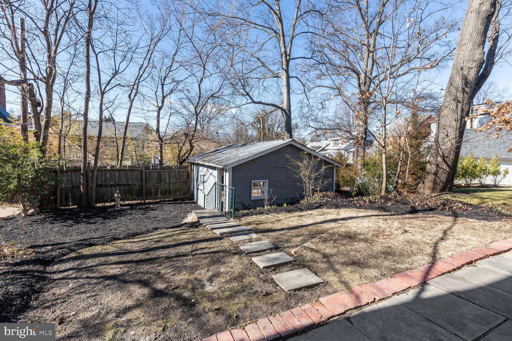5708 Broad Branch Road Northwest Washington, DC 20015 - Photo 27 of 34 Backyard