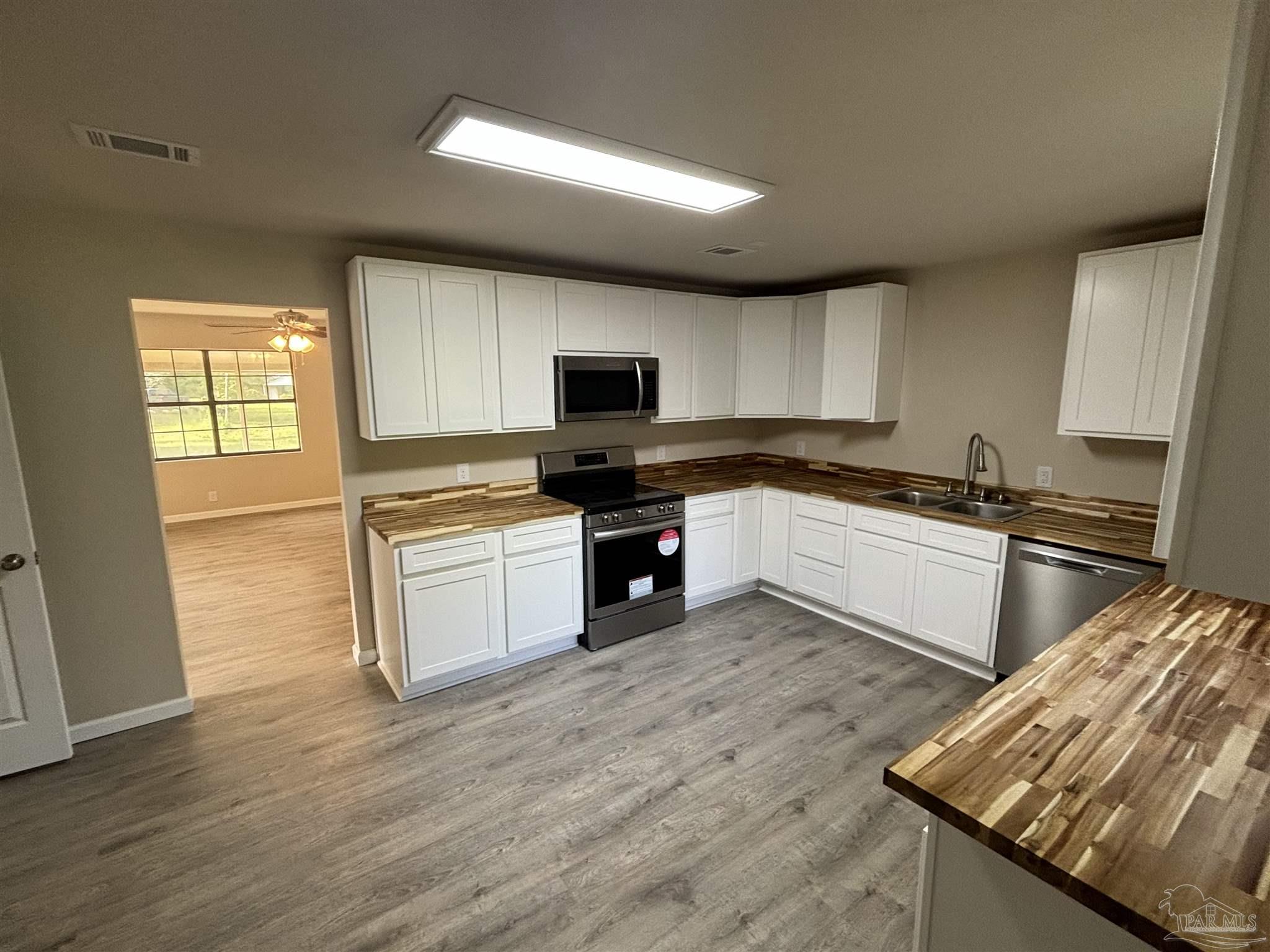 6744 Ellis Road Jay, FL 32565 - Photo 7 of 23 Gallery Image 7