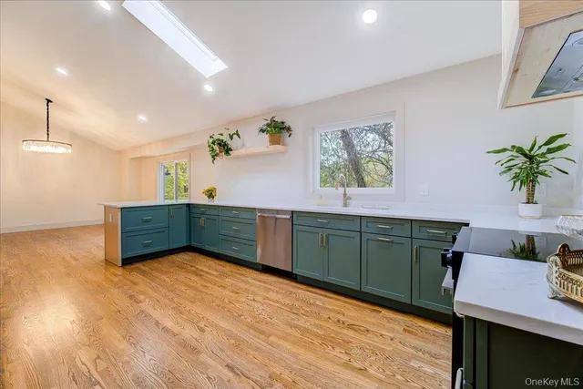 $699,900 | 561 Highway 292, Holmes, NY 12531