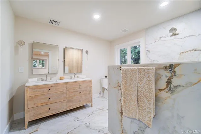 $699,900 | 561 Highway 292, Holmes, NY 12531