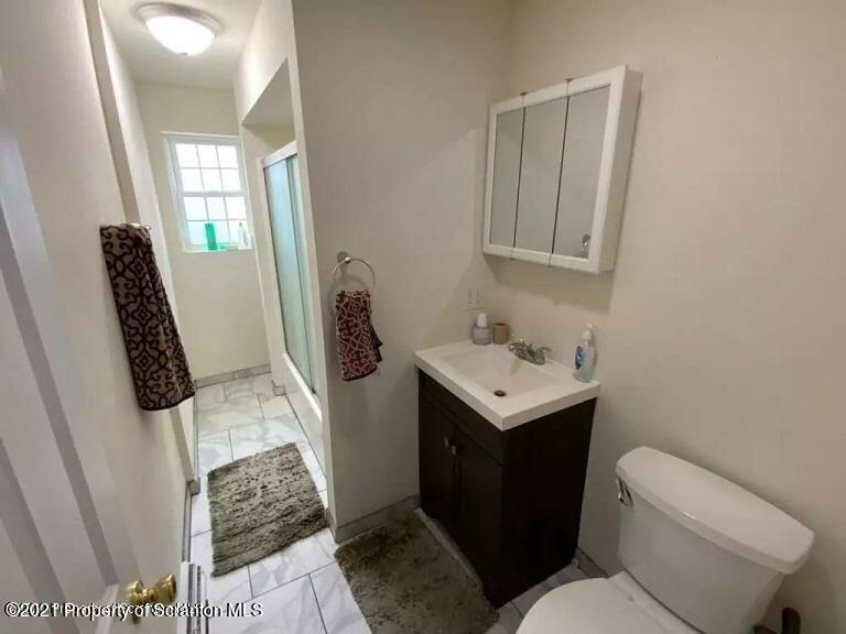 2027 Green Ridge Street Dunmore, PA 18512 - Photo 10 of 15 20200702121414133556000000-o