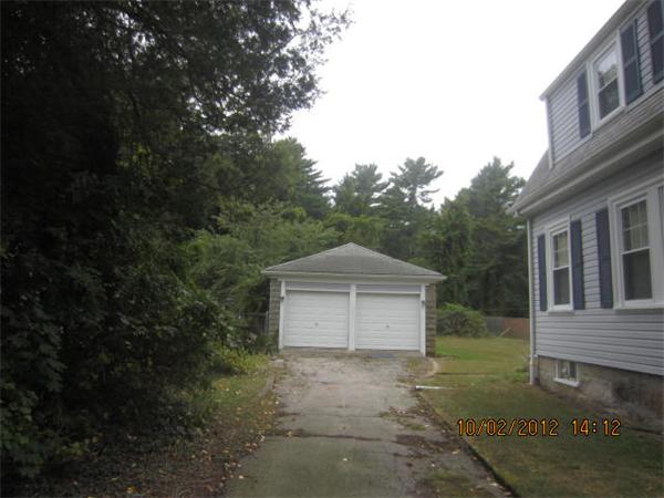 7 County Road Freetown, MA 02717 - Photo 5 of 27