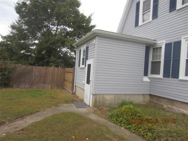 7 County Road Freetown, MA 02717 - Photo 8 of 27