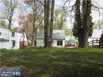 306 Hawarden Road Springfield, PA 19064 - Photo 8 of 12 Exterior Back