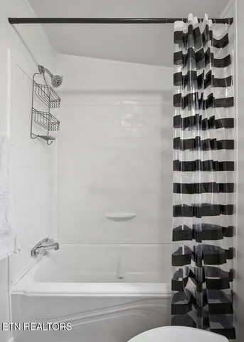 $219,900 | 188 Papermill Road, Quebeck, TN 38579