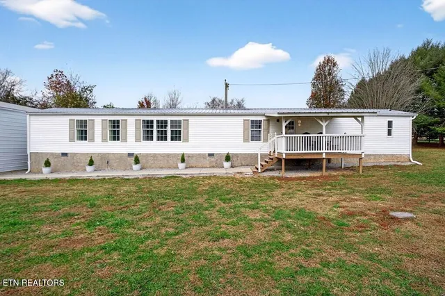 $219,900 | 188 Papermill Road, Quebeck, TN 38579