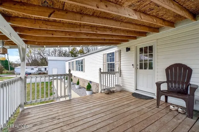 $219,900 | 188 Papermill Road, Quebeck, TN 38579