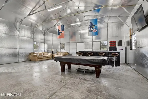 $219,900 | 188 Papermill Road, Quebeck, TN 38579