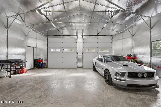 $219,900 | 188 Papermill Road, Quebeck, TN 38579