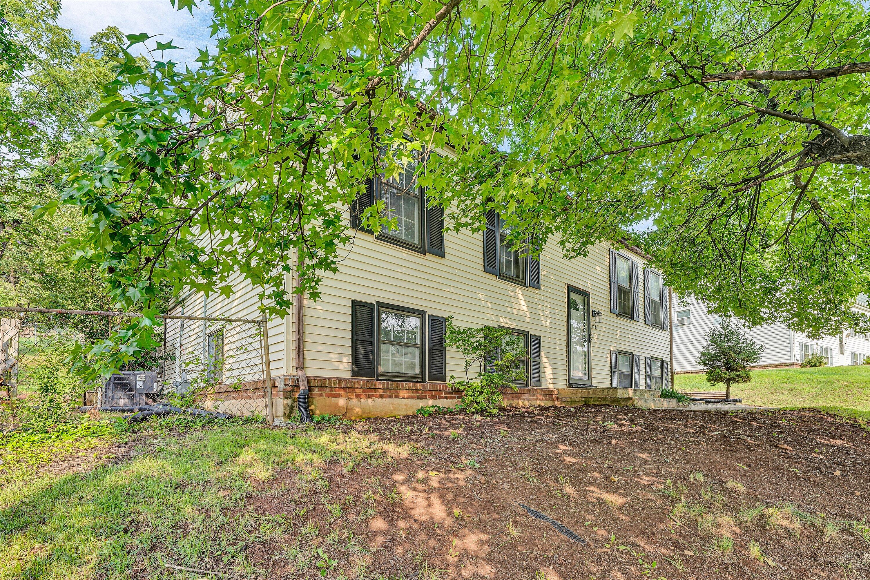 778 Ramada Road Vinton, VA 24179 - Photo 5 of 34 04-DSC02335