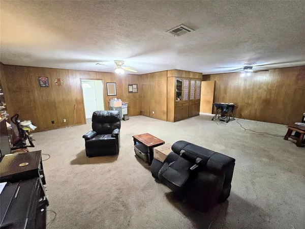$185,000 | 106 Buckhorn Trail Valley Mills, Valley Mills, TX 76689