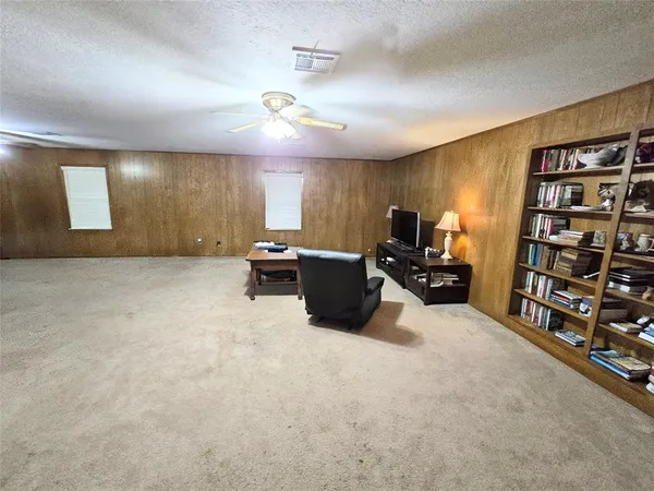 $185,000 | 106 Buckhorn Trail Valley Mills, Valley Mills, TX 76689