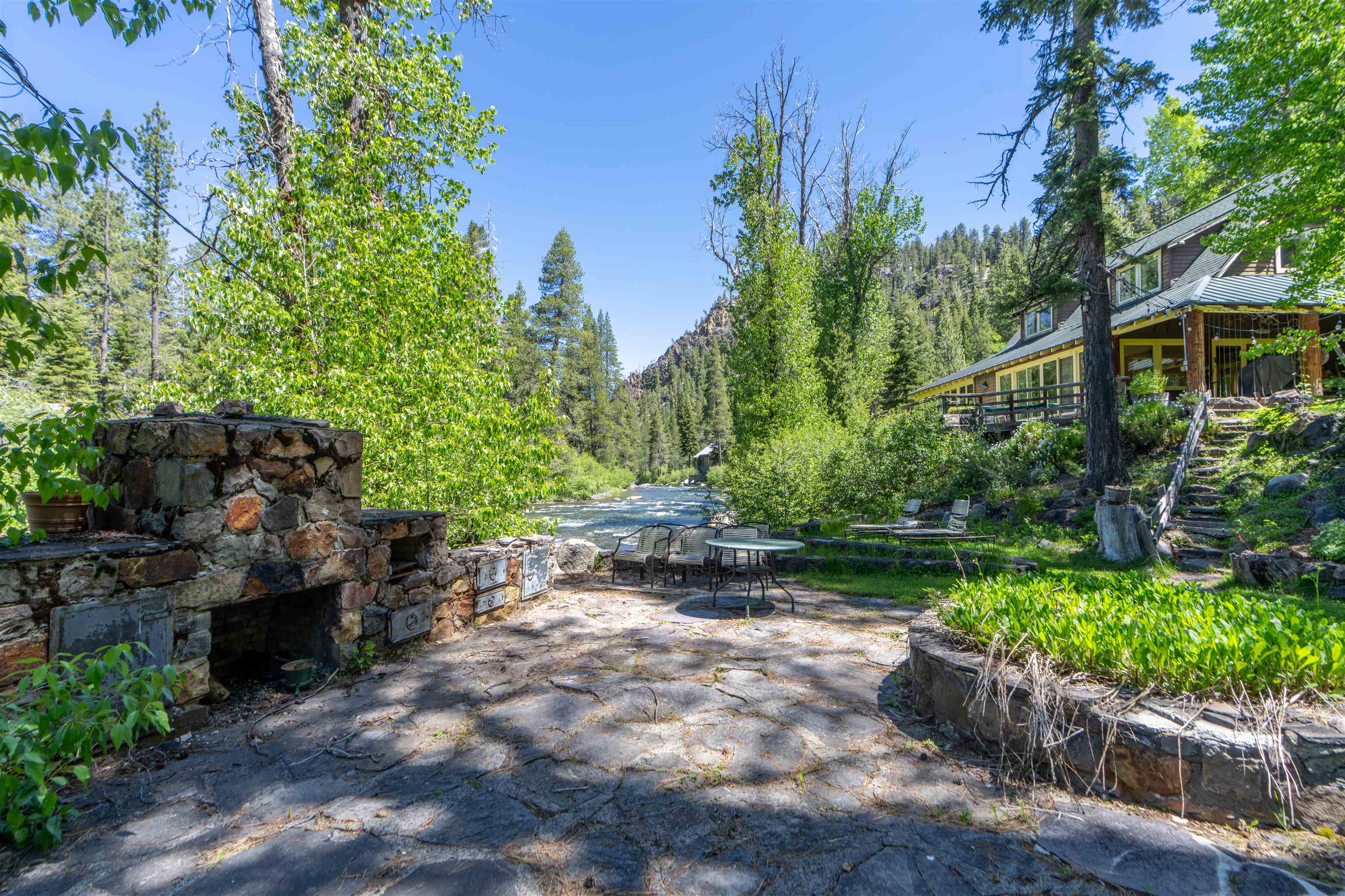 3090 River Road Truckee, CA 96161 - Photo 9 of 27
