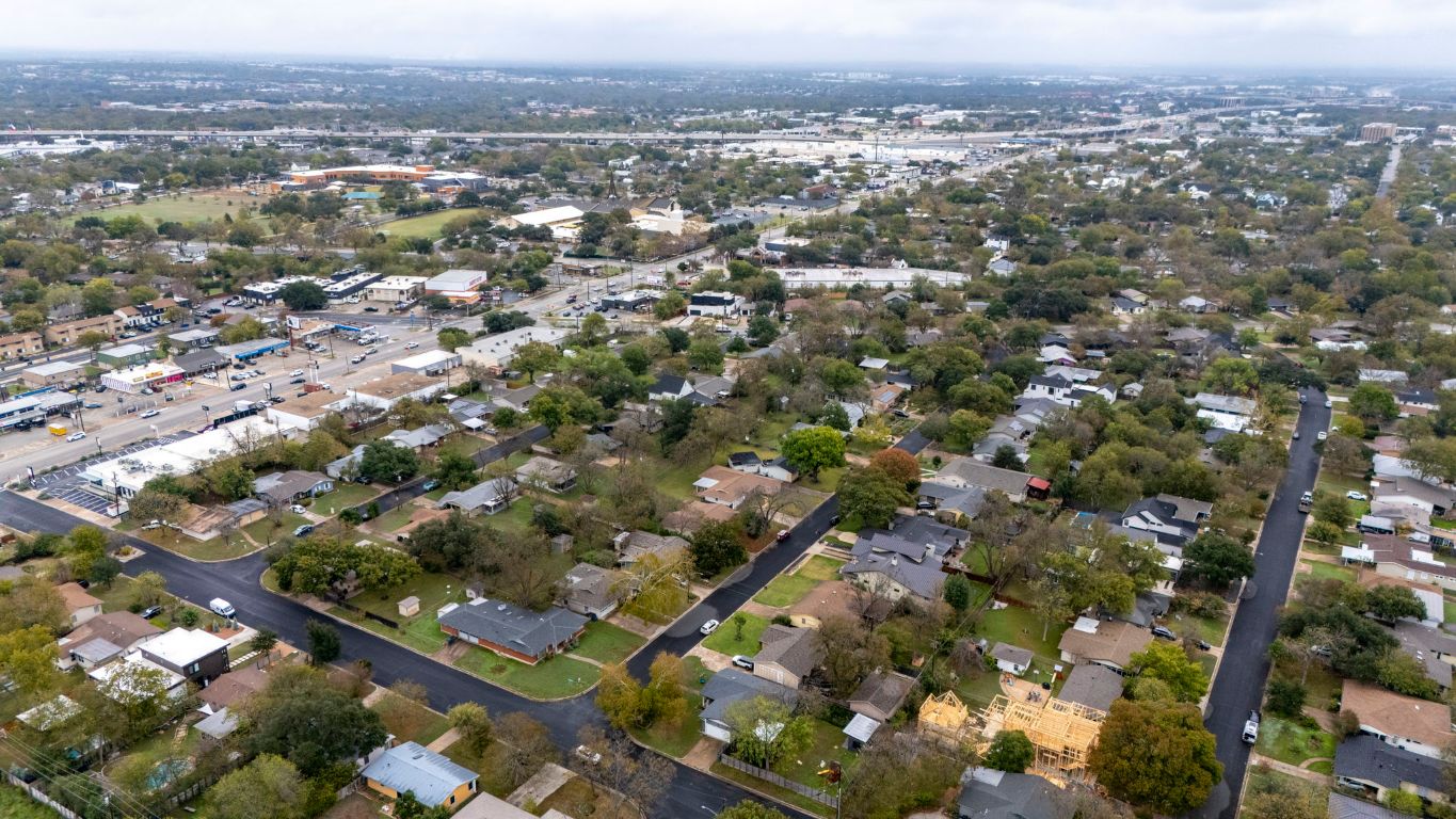 1800 Barbara Street Austin, TX 78757 - Photo 31 of 37 an aerial view of multiple house