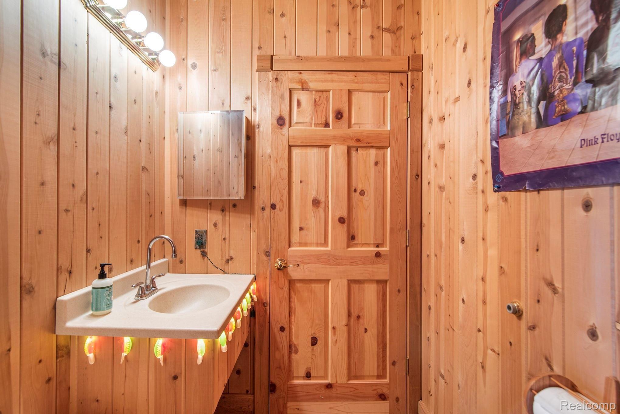 2497 Academy Road Holly, MI 48442 - Photo 59 of 79 DSC_3636.jpg