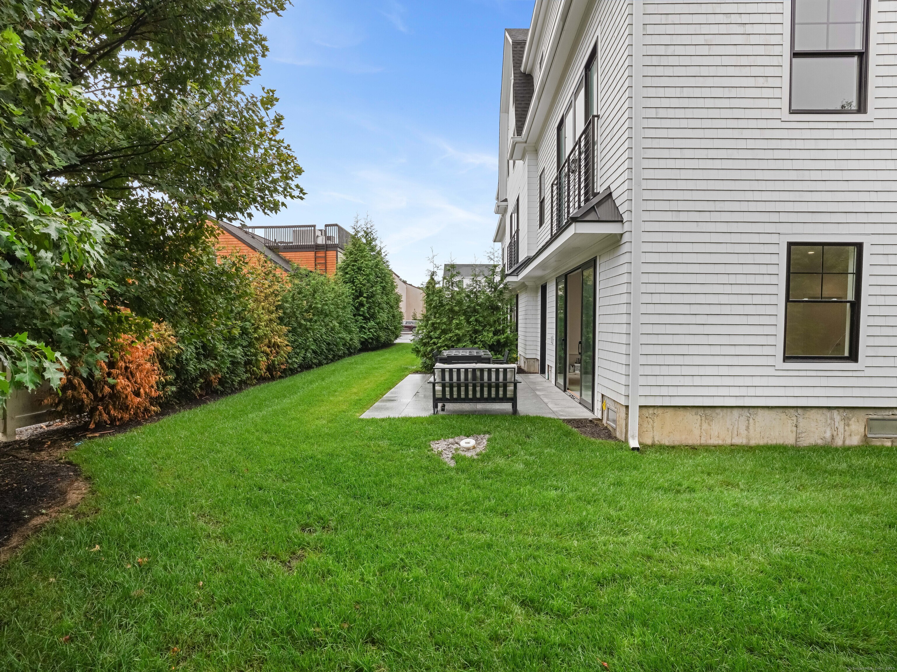 345 Reef Road, Unit C9 Fairfield, CT 06824 - Photo 2 of 39