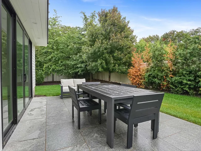 $1,949,000 | 345 Reef Road, Unit C9, Fairfield, CT 06824