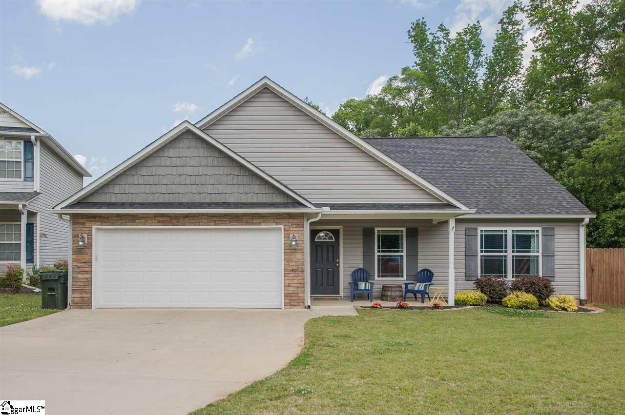15 Milo Court Simpsonville, SC 29680 - Photo 1 of 23 Gallery Image 1