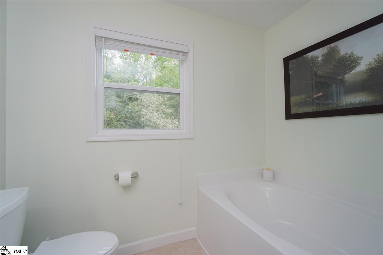 15 Milo Court Simpsonville, SC 29680 - Photo 14 of 23 Gallery Image 14