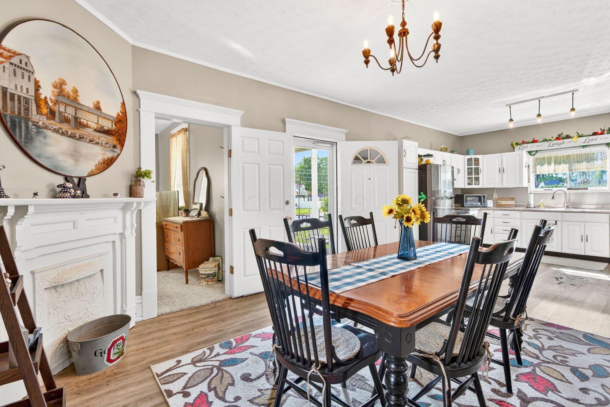 283 State Street Jackson, OH 45640 - Photo 11 of 26 17. Dining Room 2