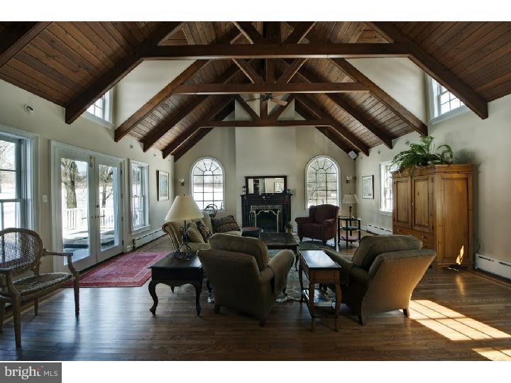 4230 Wismer Road New Hope, PA 18938 - Photo 6 of 16 Gallery Image 6