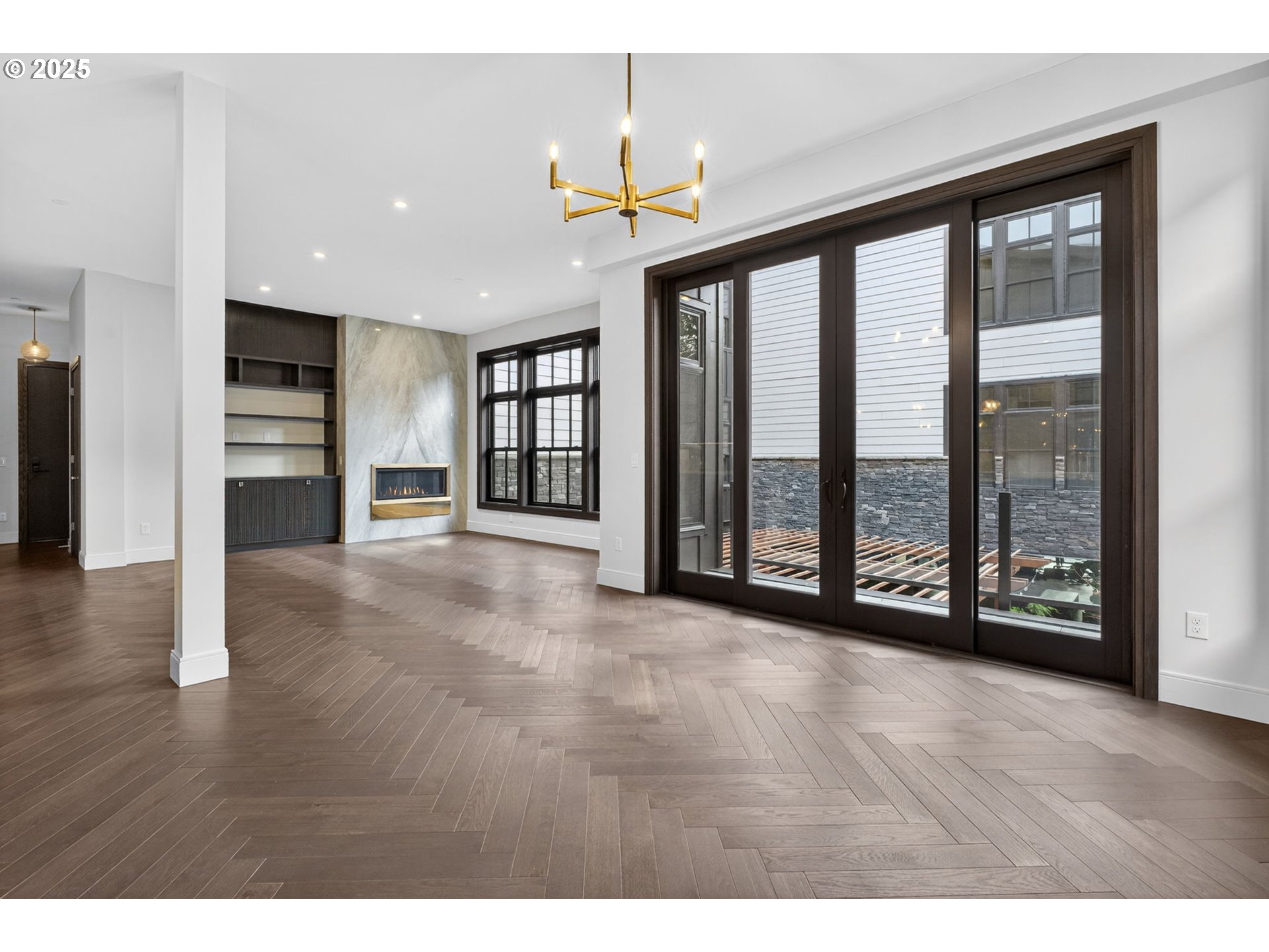 21 D Avenue, Unit 5 Lake Oswego, OR 97034 - Photo 6 of 48 Dining Area