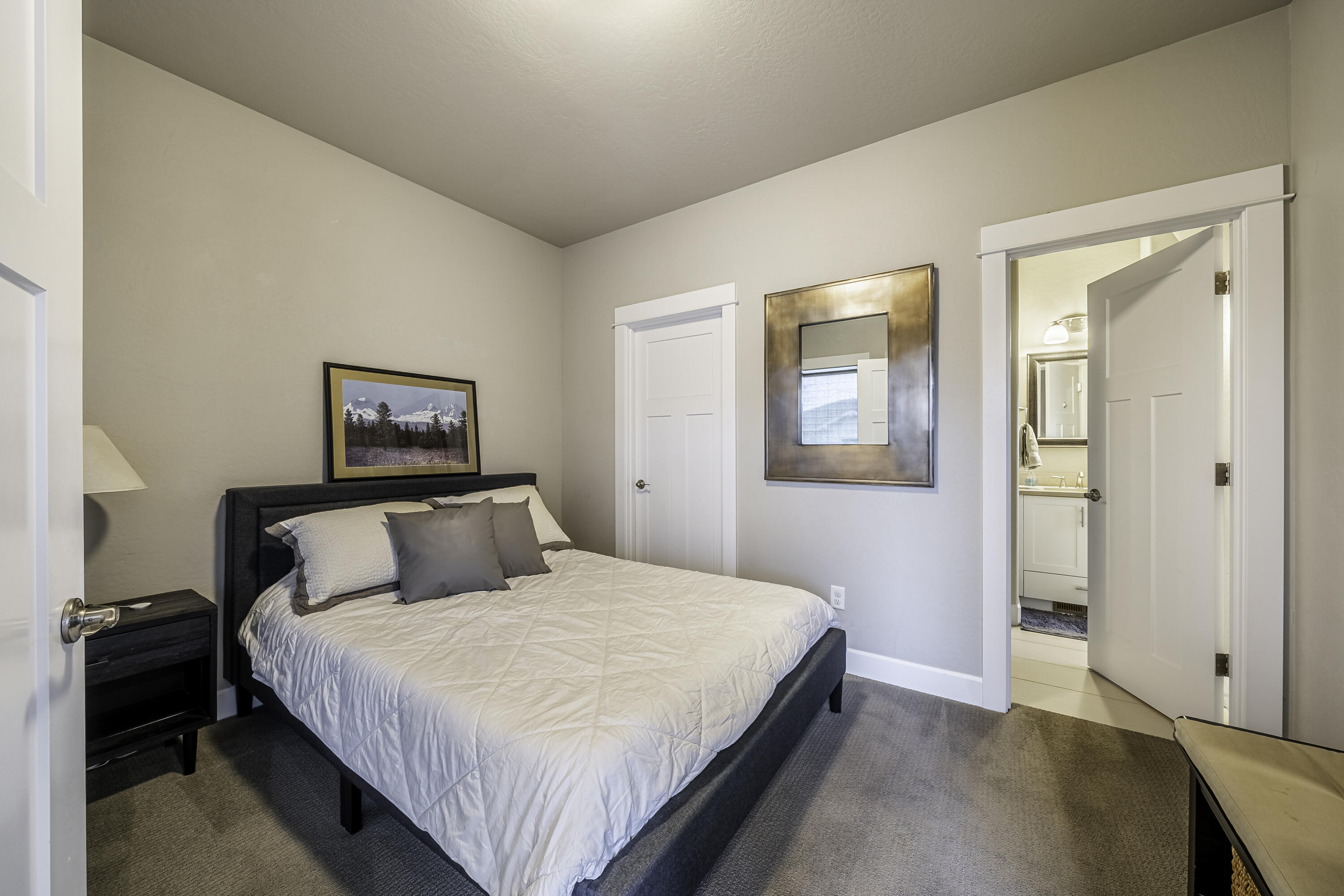946 Stone Ridge Avenue Ashland, OR 97520 - Photo 22 of 26 DSC06314-HDR-Edit