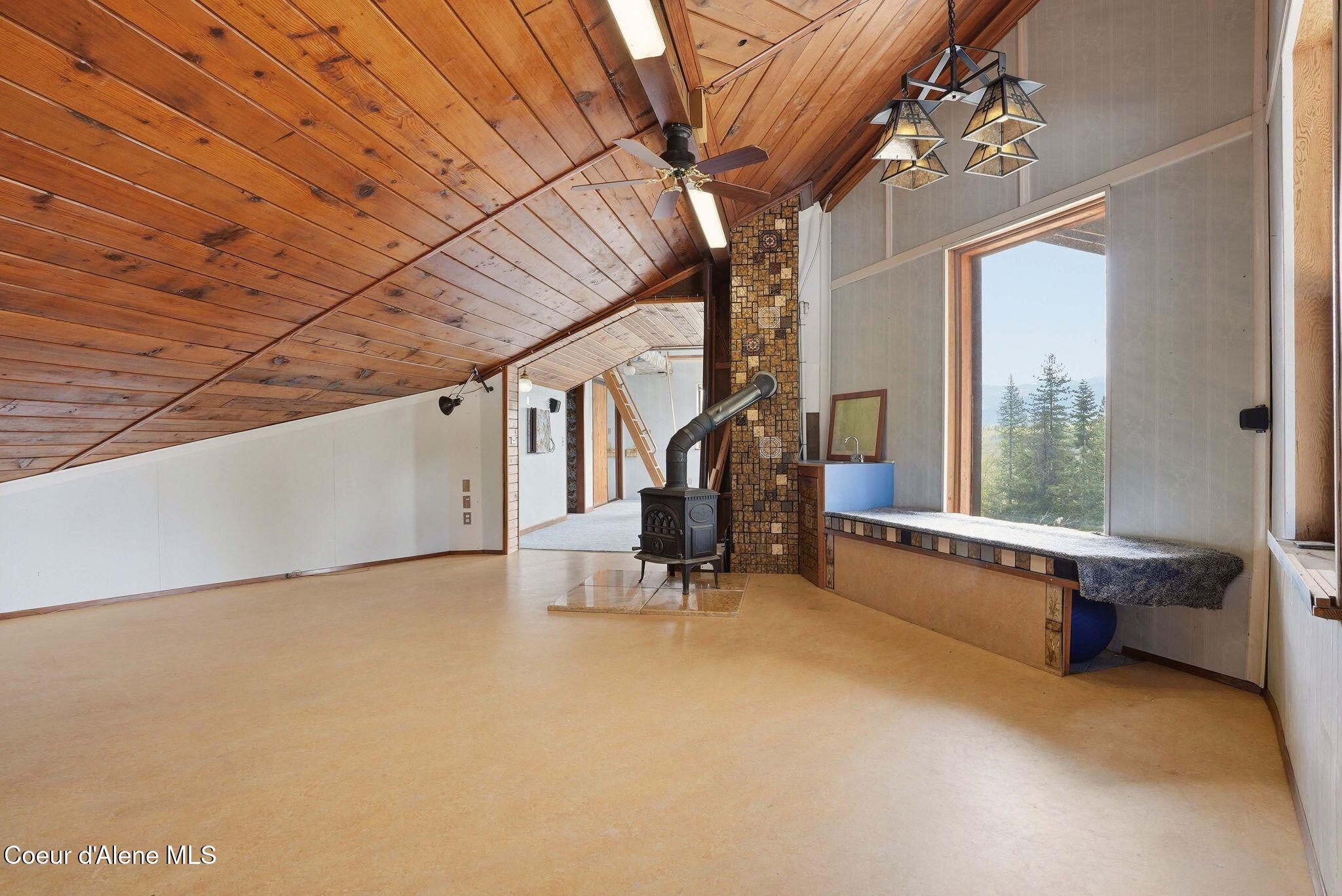 1395 Rolling Thunder Ridge Road Sandpoint, ID 83864 - Photo 26 of 69 Inside-Media-Thunder-70