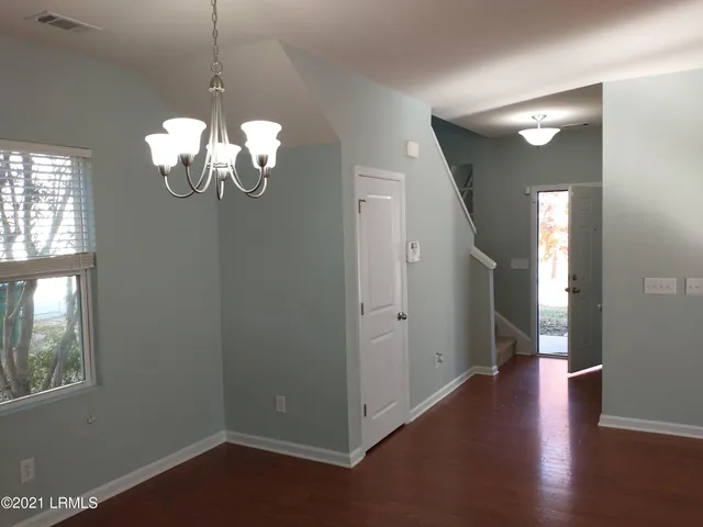 $2,350 | 38 Pennyroyal Way, Beaufort, SC 29906