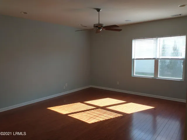 $2,350 | 38 Pennyroyal Way, Beaufort, SC 29906