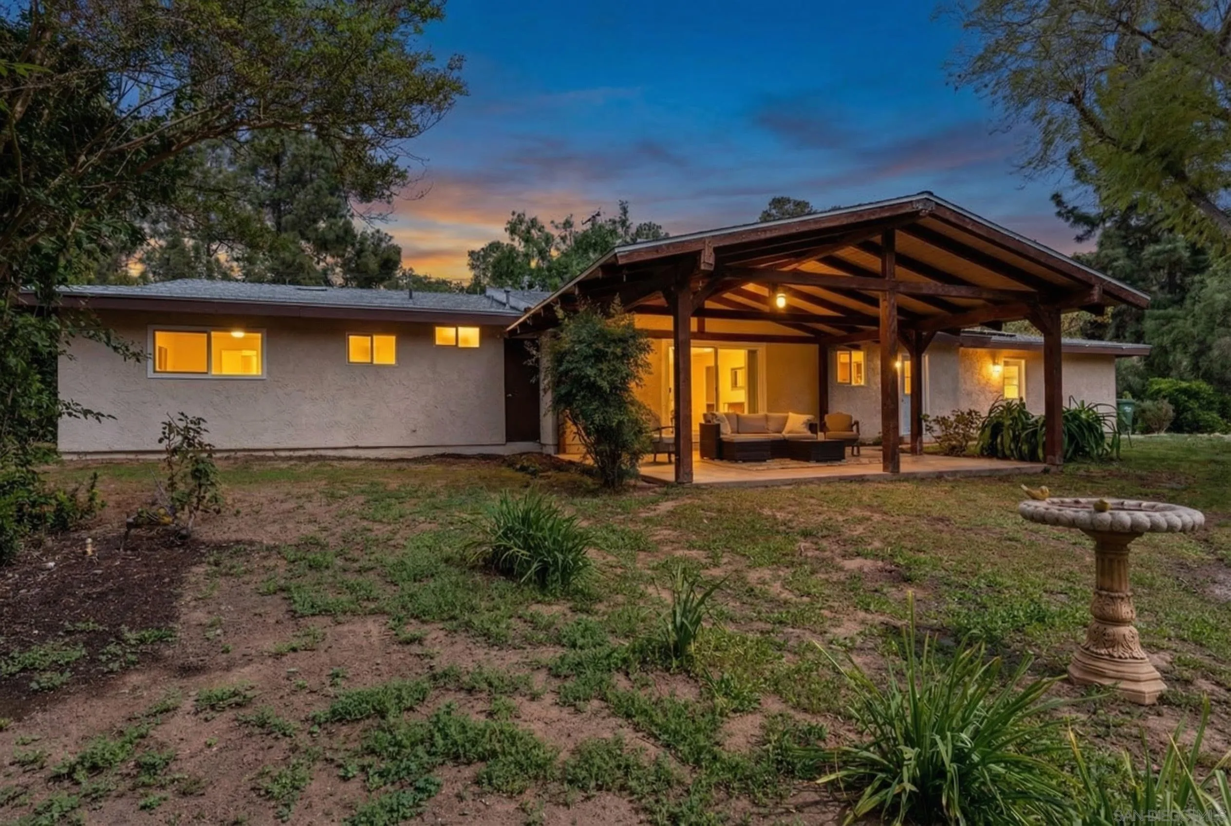 1027 Pepper Tree Lane Fallbrook, CA 92028 - Photo 14 of 37