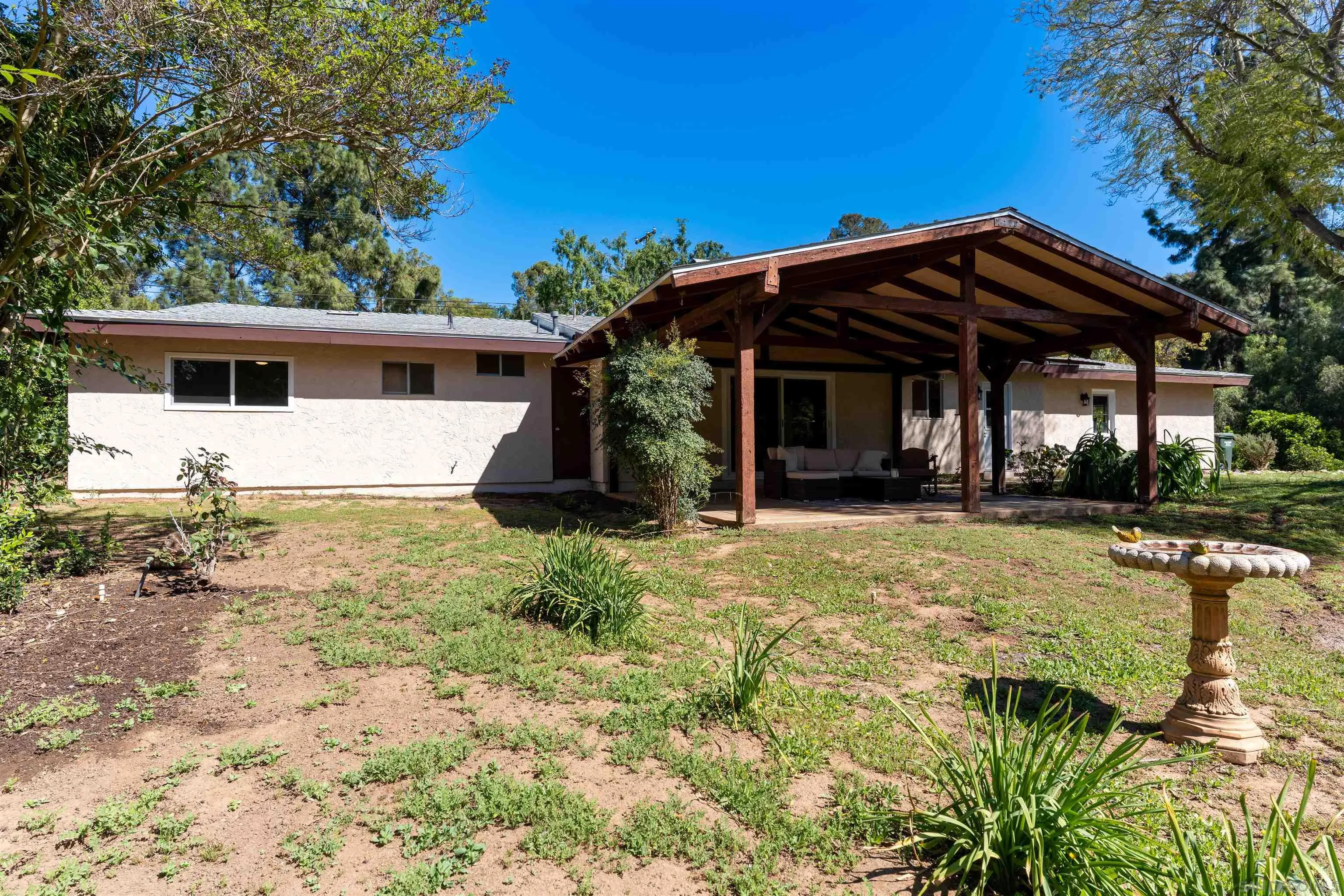 1027 Pepper Tree Lane Fallbrook, CA 92028 - Photo 20 of 37