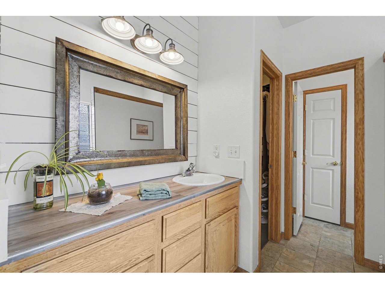 5807 29th St Road Greeley, CO 80634 - Photo 14 of 32