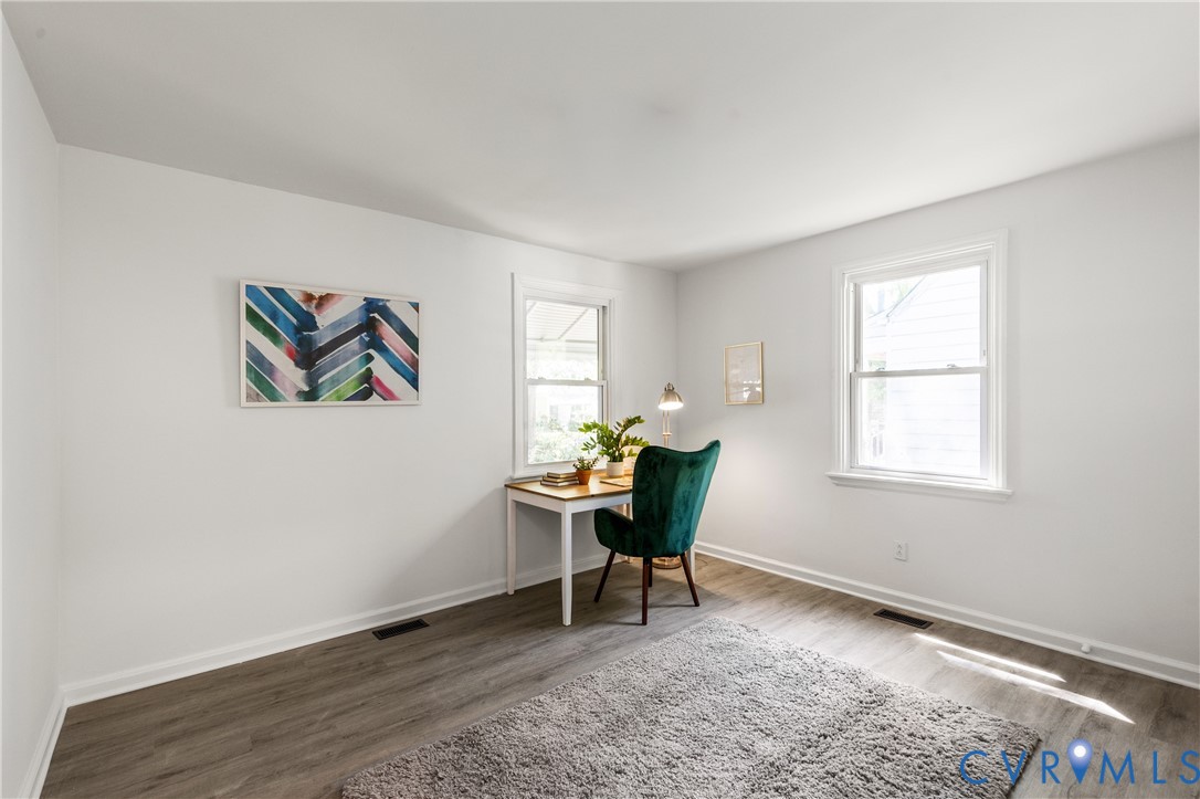 3406 Meadowbridge Road Richmond, VA 23222 - Photo 17 of 41 a workspace with furniture and a window