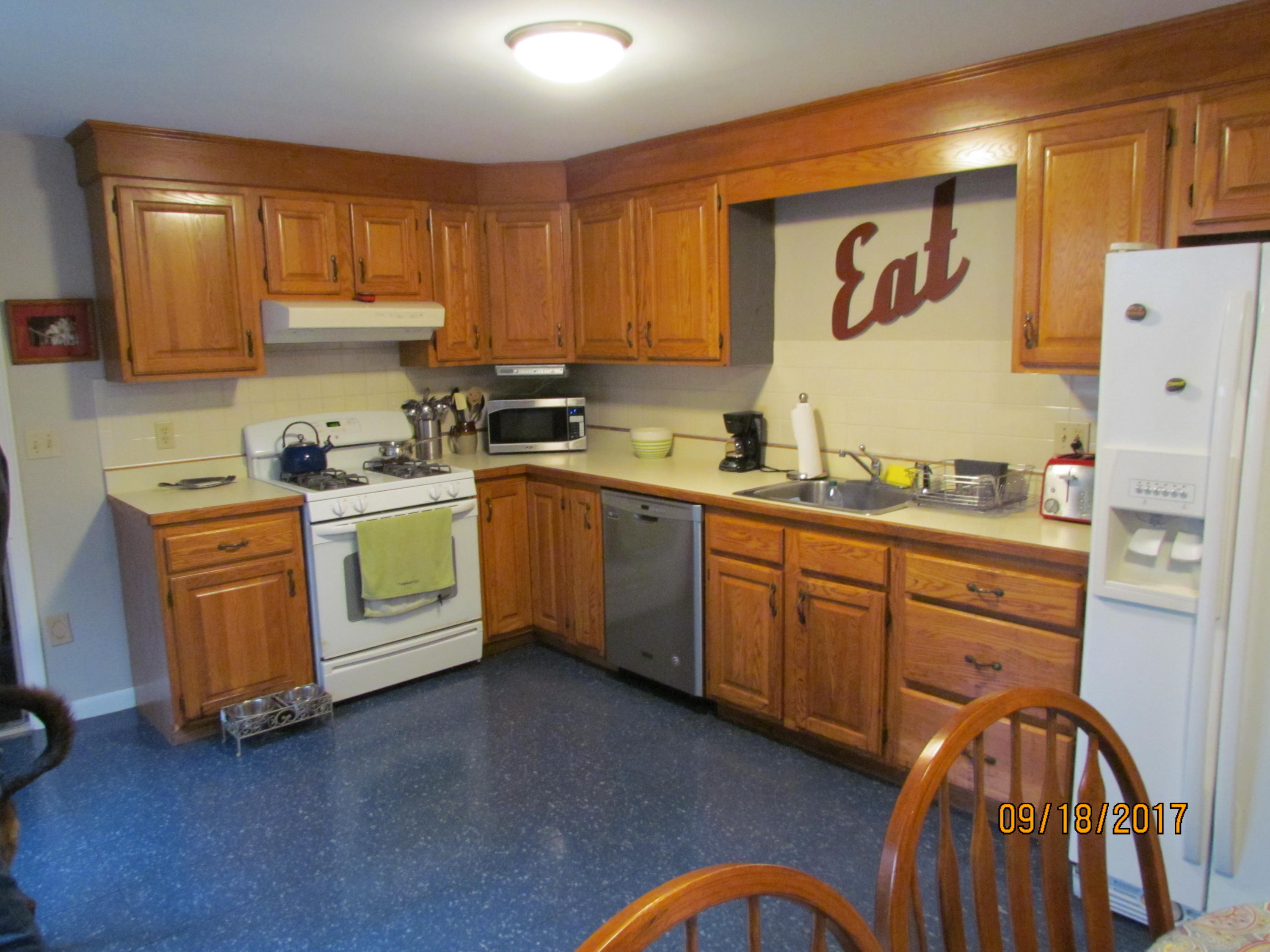 4339 Falmouth Road Cotuit, MA 02635 - Photo 4 of 22 IMG_3116
