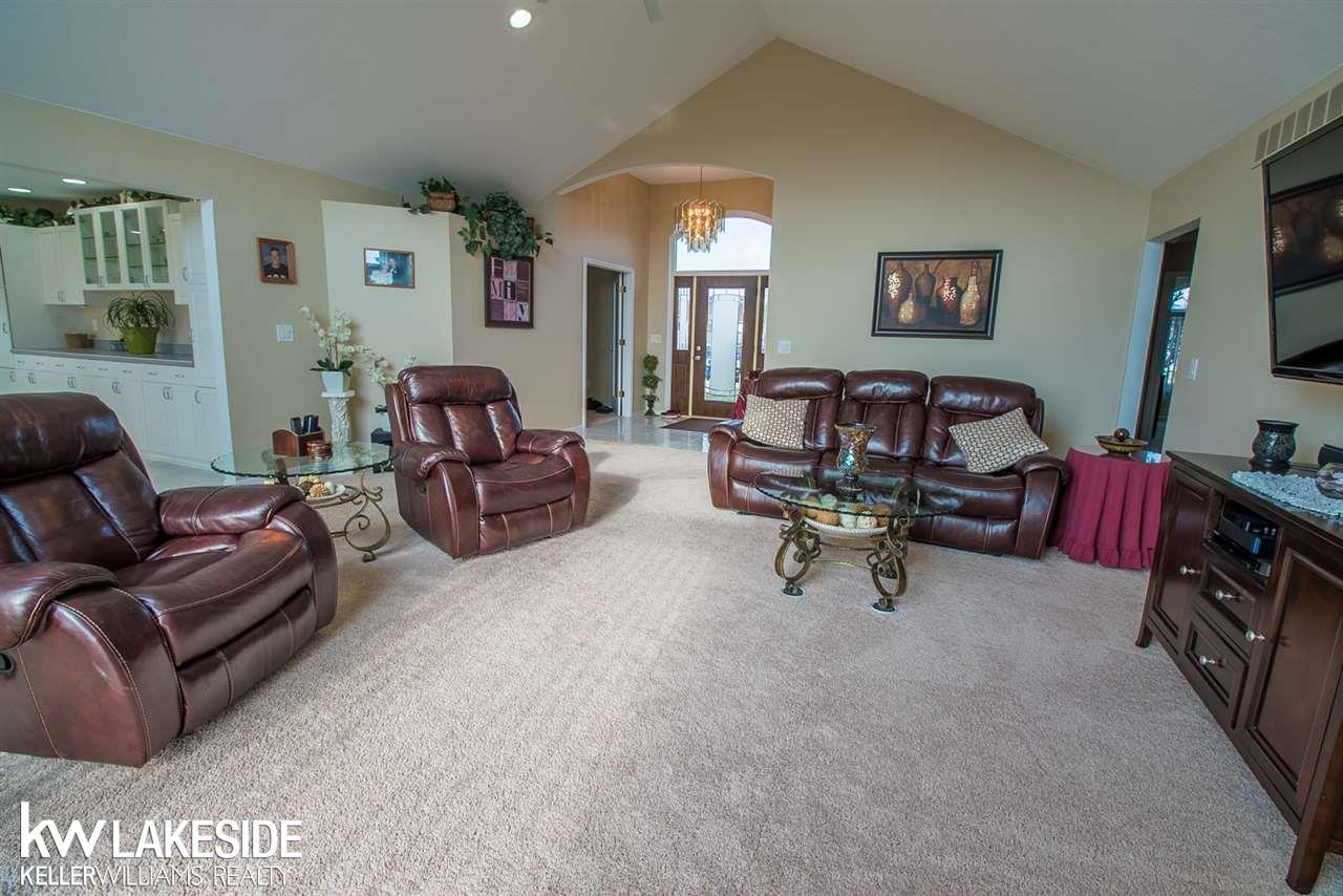 52301 Sass Road Chesterfield, MI 48047 - Photo 9 of 42