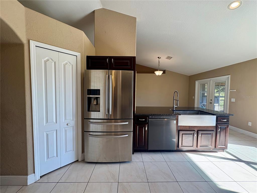 39360 Sparkman Road Dade City, FL 33525 - Photo 4 of 47 Gallery Image 4