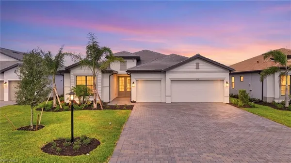 $769,777 | 19706 Fox Grove Drive, Estero, FL 33928