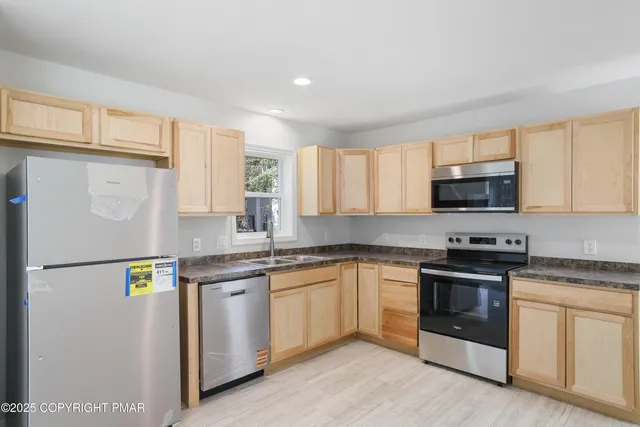 $2,250 | 8206 Natures Drive, Tobyhanna, PA 18466