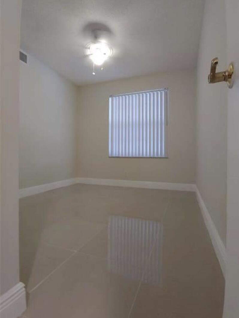 9903 Three Lakes Circle Boca Raton, FL 33428 - Photo 13 of 19 8860401B-E16A-4148-B9C1-4D61CDEEBFEC